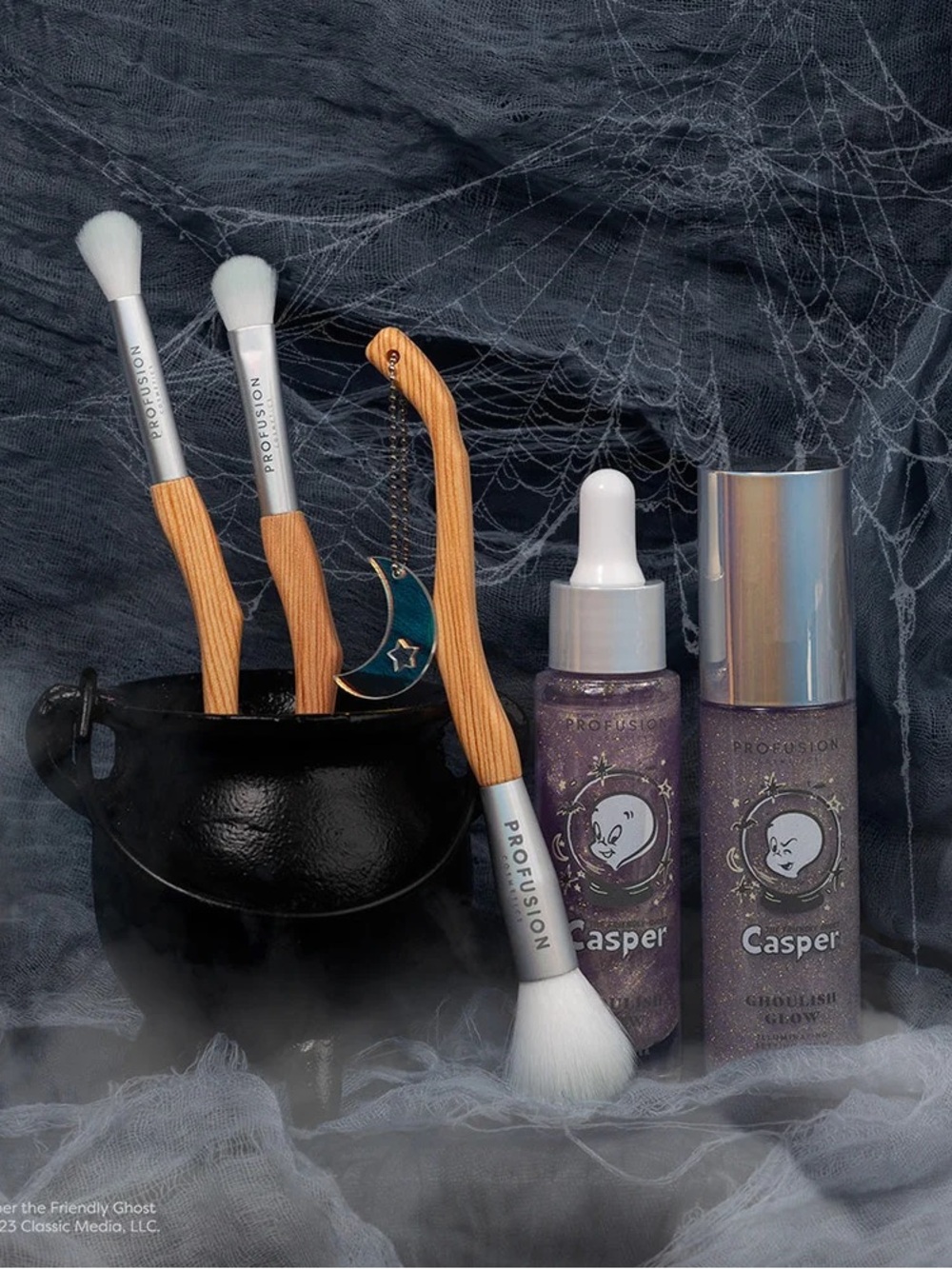 Casper the Friendly Ghost Ghoulish Glow Illuminating Face Primer & Setting Spray - Picture 3 of 3